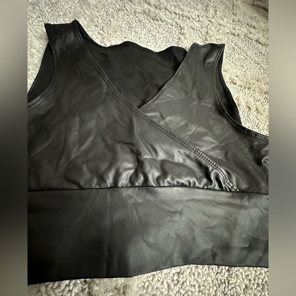 Fall cropped bundle - Picture 9 of 10